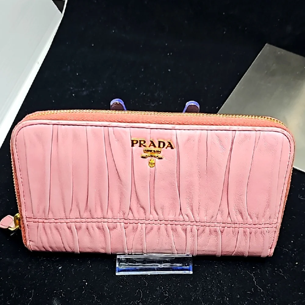 Prada Nappa Gaufre Round Zipper Long Wallet Pink - Picture 1 of 6